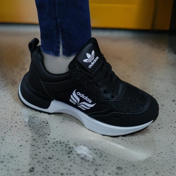 adidas  negro
