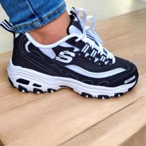 637177313_122158566728681809_6577732046066618816_n SKECHERS